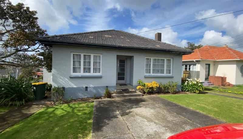 24 Masters Avenue, Hillcrest
