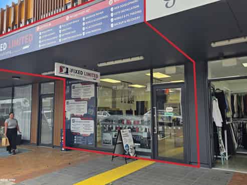 Sleek boutique in the City Centre