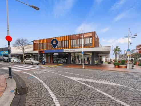 Sleek boutique in the City Centre