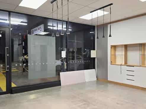 Sleek boutique in the City Centre