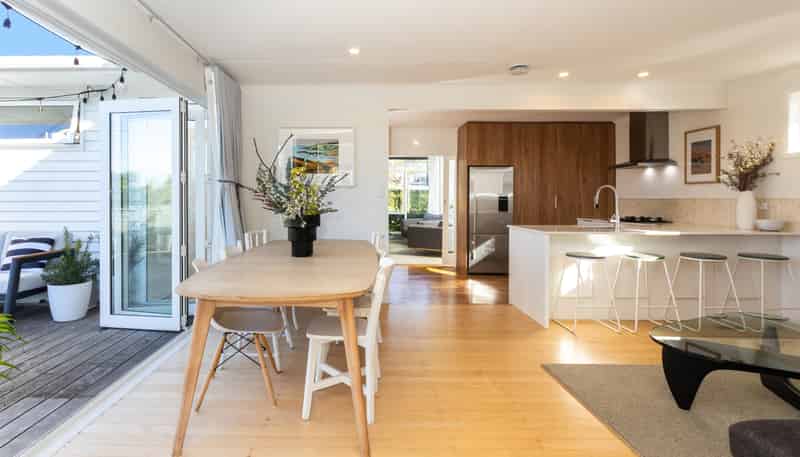 86 Wharf Road, Te Atatu Peninsula