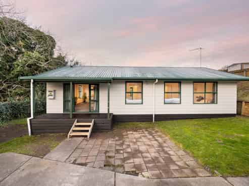 11A Trigg Place, Bader