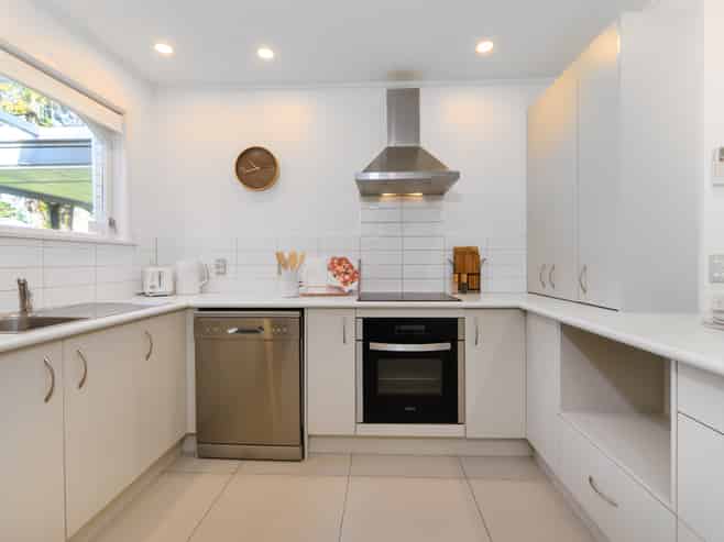28 Matuhi Rise, Henderson