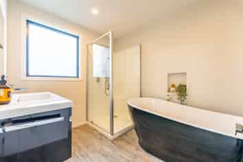 31b Brenda Street, Kensington