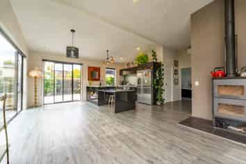 31b Brenda Street, Kensington