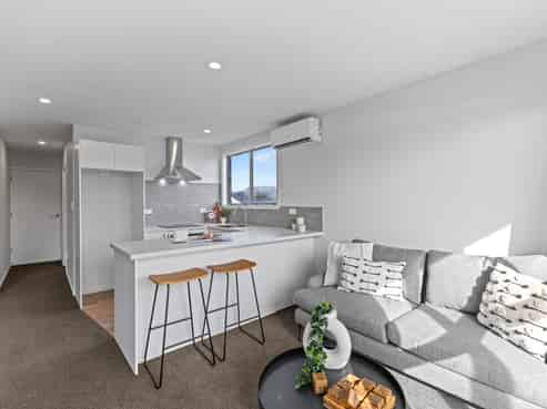 8/112A Olliviers Road, Phillipstown