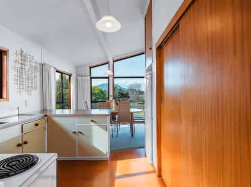 50 Woodward Street, Nukuhau
