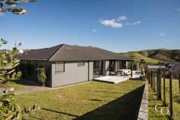 93 Falcon Drive, Welcome Bay