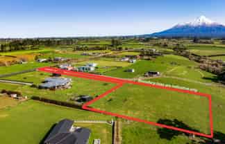 62 Monmouth Road, Pembroke