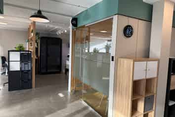 Affordable & Friendly WorkHub in Lyall Bay