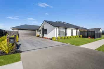 54 Halpin Drive, Lincoln