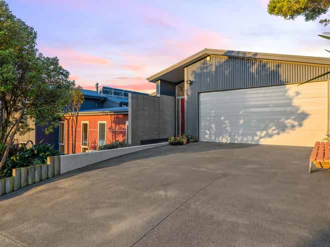 18 Stoddart Terrace, Diamond Harbour