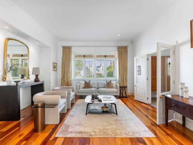 5 Clarence Road, Northcote Point