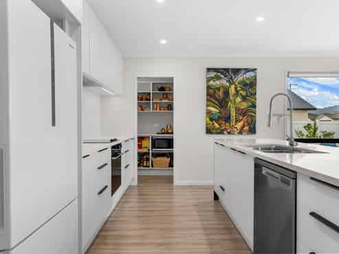 98 Kaurinui Crescent, ONE TREE POINT
