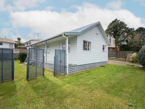 1 Wattle Place, Chartwell