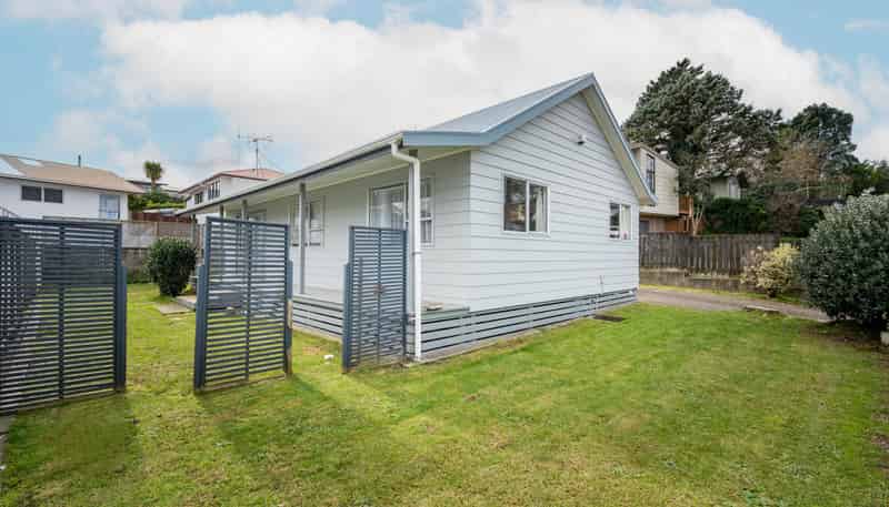 1 Wattle Place, Chartwell