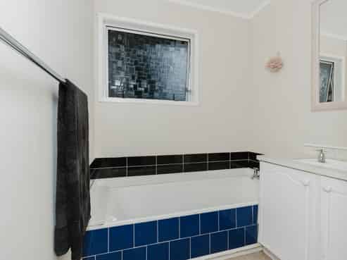 1 Wattle Place, Chartwell