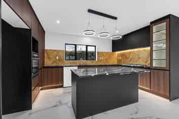 2/65 Halver Road, Hillpark