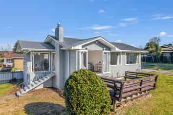 86 Edmund Road, Mangakakahi