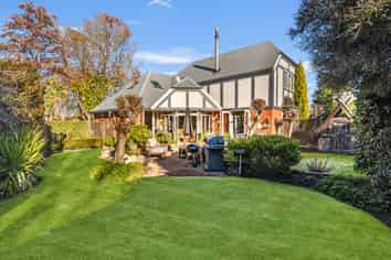 1/24a Larch Place, Casebrook