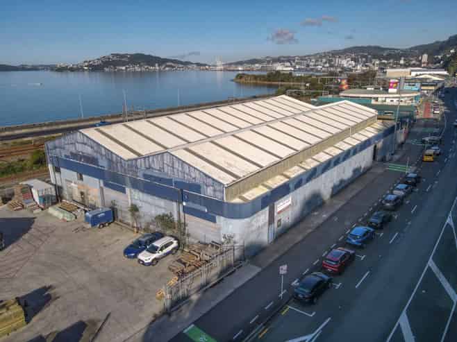 Big & Basic in a Prime Location