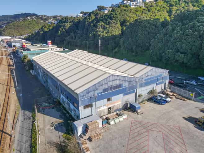 Big & Basic in a Prime Location