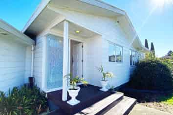60 De Quincey Terrace, Highland Park