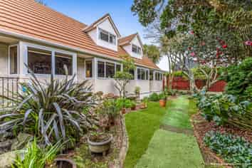 55 Branch Road, Highlands Park