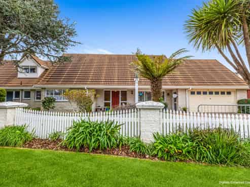 55 Branch Road, Highlands Park