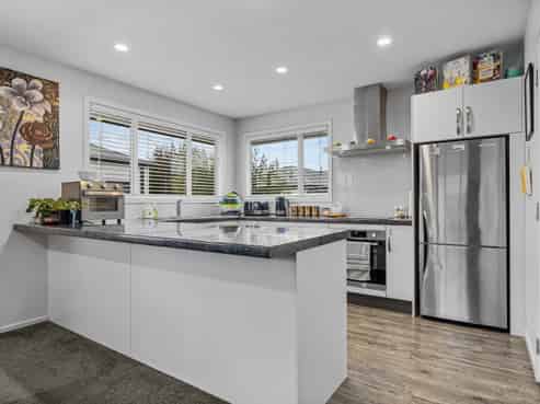 14 Shortland Street, Wainoni