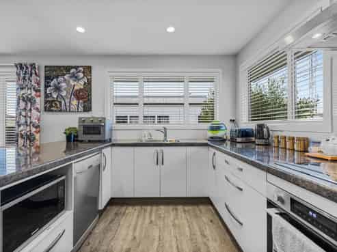 14 Shortland Street, Wainoni