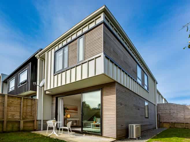 15/13 Fancourt Street, Karori