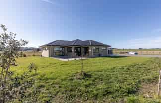 63 Farm Road, Waipukurau