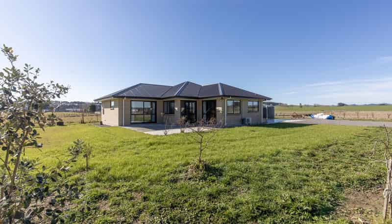 63 Farm Road, Waipukurau