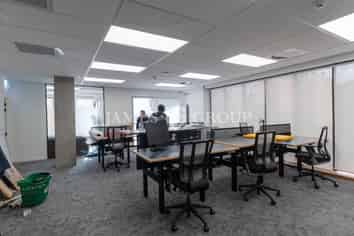 FRESHLY FITTED GRAFTON OFFICE