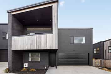 2/7 Tarbett Road, Hillcrest