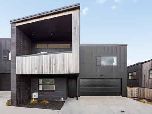 2/7 Tarbett Road, Hillcrest