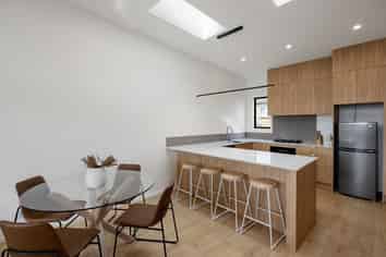 2/7 Tarbett Road, Hillcrest