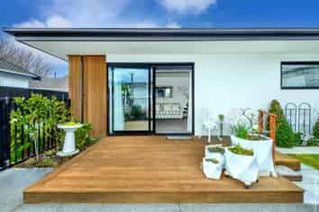 65b Aorangi Road, Bryndwr