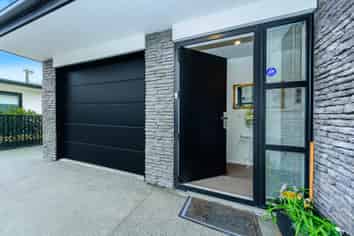 65b Aorangi Road, Bryndwr