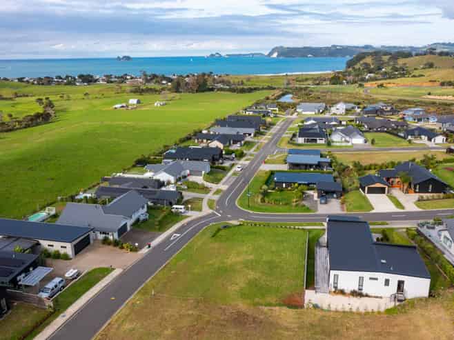 1 Tohetea Lane, Whitianga