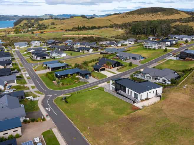 1 Tohetea Lane, Whitianga