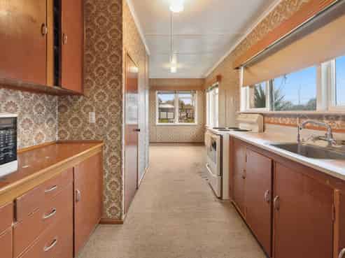 14 Upland Road, Western Heights