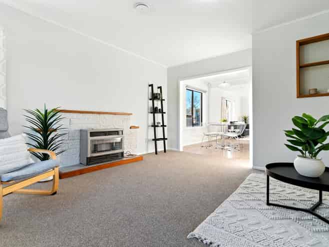 165 Devon Street West, Hillcrest