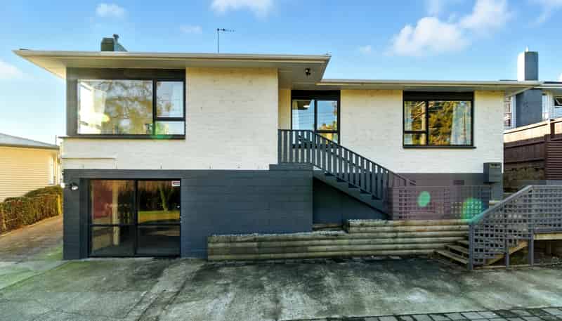 165 Devon Street West, Hillcrest
