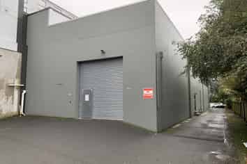 Flexible Term High Stud Epsom Warehouse | 531 m2