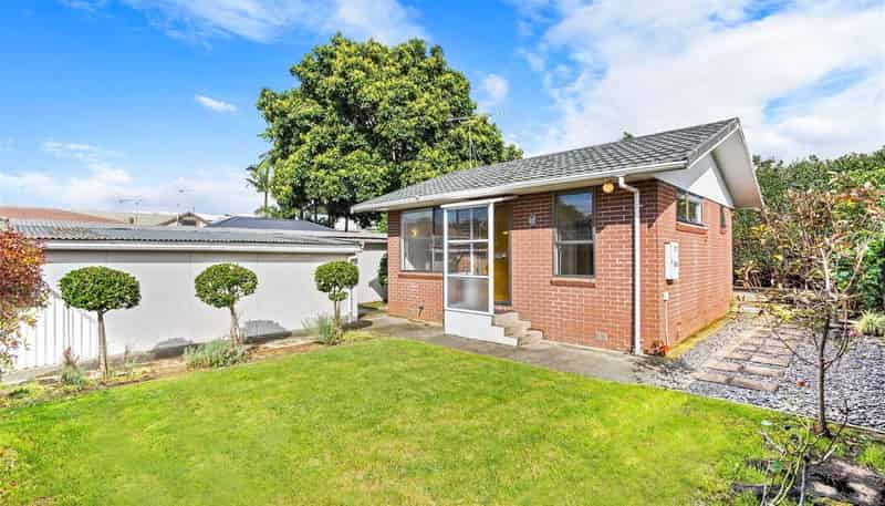 2/56 Te Koa Road, Panmure