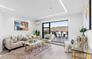 789D East Coast Road, Northcross