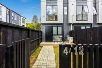 4/12 Highbury Street, Avondale