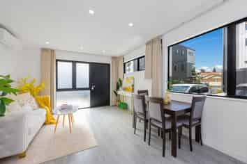 4/12 Highbury Street, Avondale